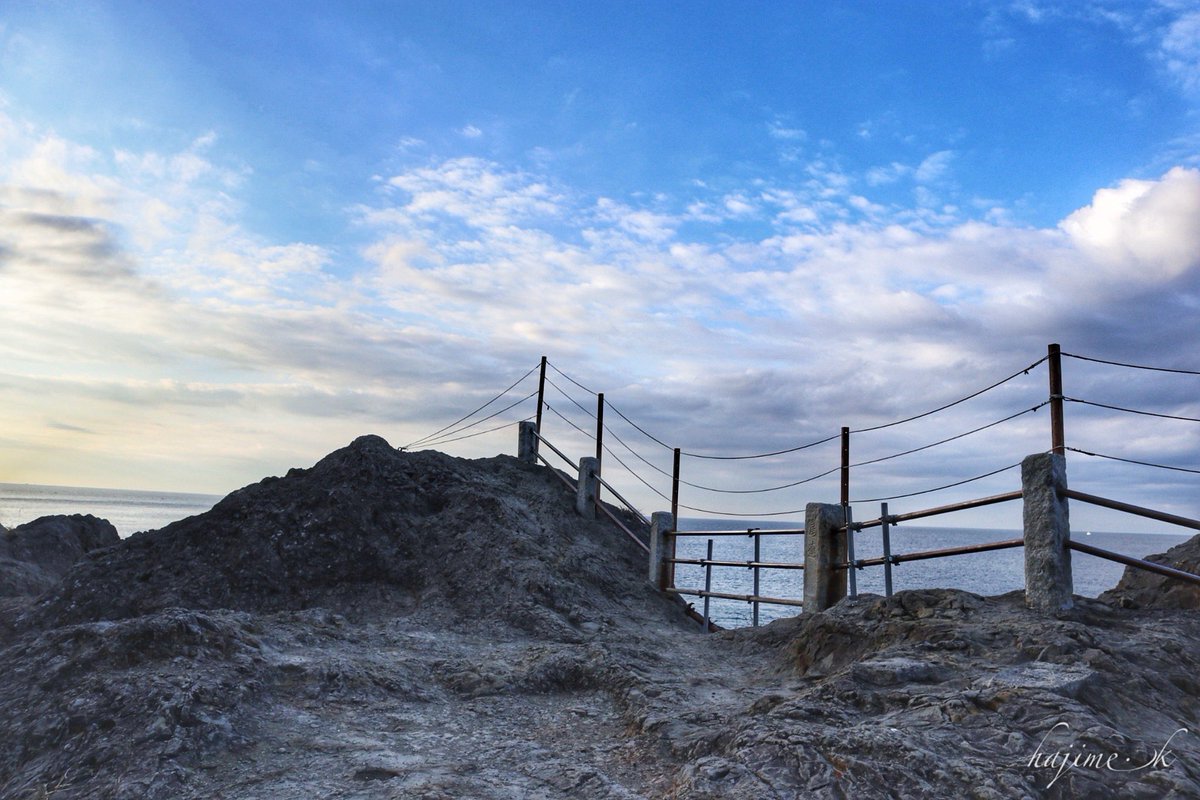 Post by hajime.k【江ノ島写真家】 on X: 岩場と空
