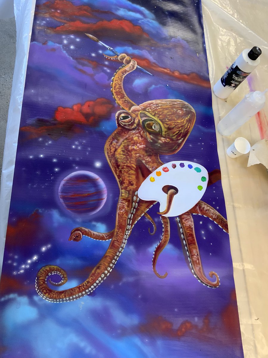 jacktheartister's tweet photo. Octopus in space. Painted for the Potocki Center for the Arts in Mission Viejo, CA https://t.co/iNNzMEoXhC
