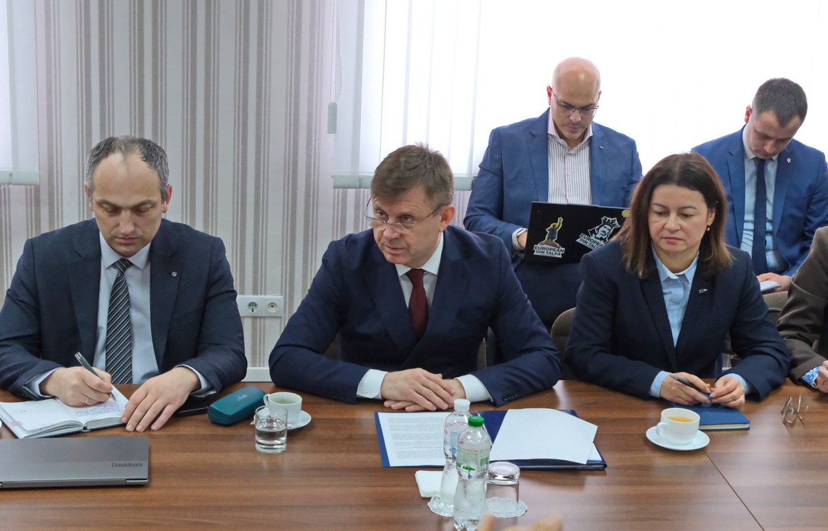 OSCEMoldova's tweet photo. After more than a year 1+1 mtg resumed in person in Tiraspol! Direct dialogue b/tn Chief Negotiators from Chisinau &amp; Tiraspol is essential to build trust, reduce tensions, advance peaceful settlement that put people  on both banks of Dniester/Nistru first. More in press release👇 https://t.co/rYNcL8vpLY