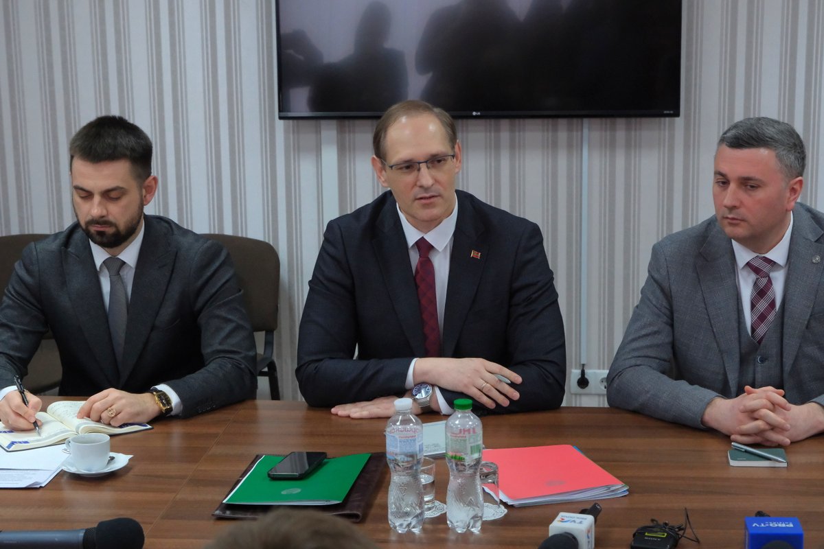 OSCEMoldova's tweet photo. After more than a year 1+1 mtg resumed in person in Tiraspol! Direct dialogue b/tn Chief Negotiators from Chisinau &amp; Tiraspol is essential to build trust, reduce tensions, advance peaceful settlement that put people  on both banks of Dniester/Nistru first. More in press release👇 https://t.co/rYNcL8vpLY