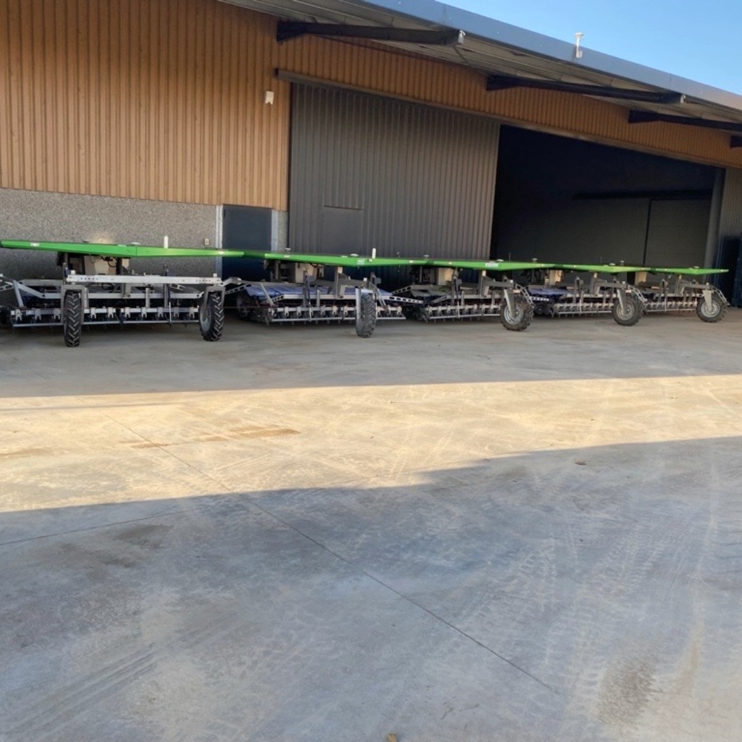 FarmDroid tweet media