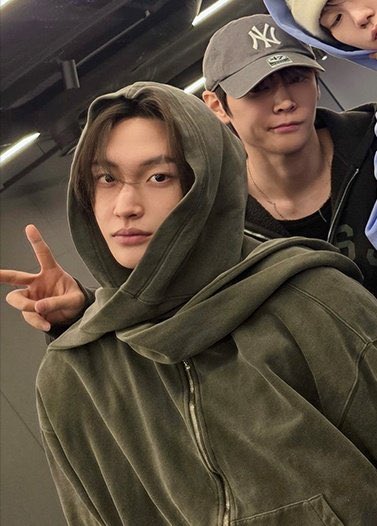 น้องขายจิ้นโลเท่าไหร่ พี่เหมาหมด