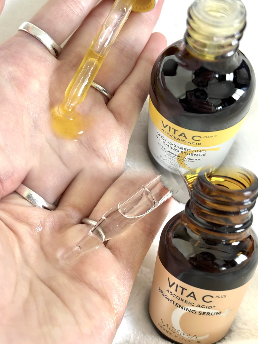 __hamupipi's tweet photo. ミシャの無水のピュアビタミンCで明るさを守る薬用美白美容液✨✨(2枚目下)

紫外線ダメージをケアし、メラニンの生成を抑制してくれるので年中欠かせません🥹

ハリツヤたっぷりの肌に仕上げてくれます！！朝使うのが超オススメ！！
#PR https://t.co/jQ4DLG8lB7