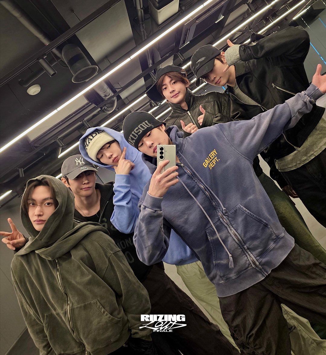 แก๊งเด็กผู้ชายที่น่ารักที่สุดในชีวิตชั้น