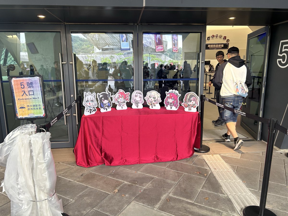 AcdeJacky's tweet photo. 看演唱會 https://t.co/sDrAVSqtt2
