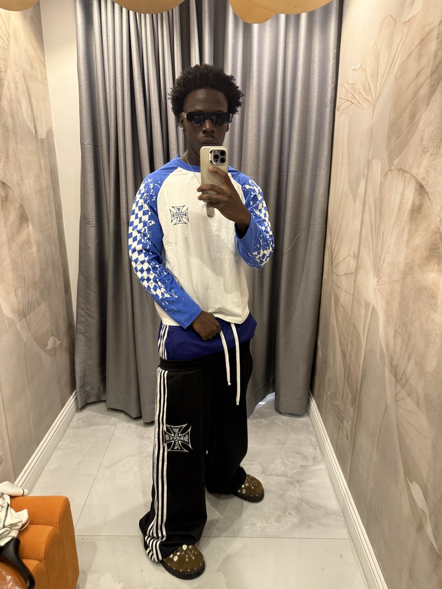Deleslife tweet media