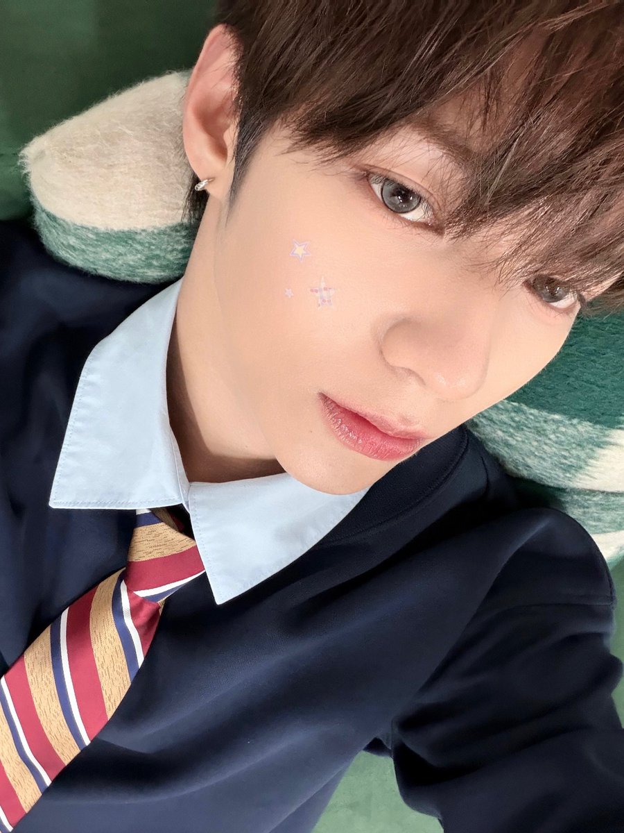 260227 #JL weverse post 

"bleh :P"