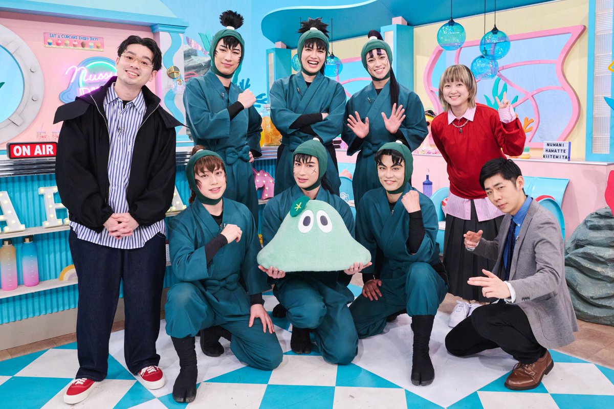 oricon's tweet photo. 📺️沼にハマってきいてみた

『忍たま乱太郎』ミュージカルを深掘り❗️

”忍ミュ”の裏側に密着＆ファンが選ぶ
 “好きな同室ペア”ランキングも発表
https://t.co/vaIBeUujAQ

🥷スタジオ登場
湯本健一、渡辺和貴、新井雄也
坂垣怜次、鈴木祐大、反橋宗一郎
高橋光、来夢、川合立統 https://t.co/URnBujyvFk