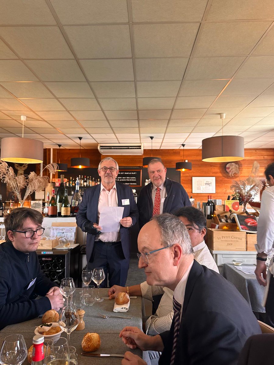 Medef Val d'Oise tweet media