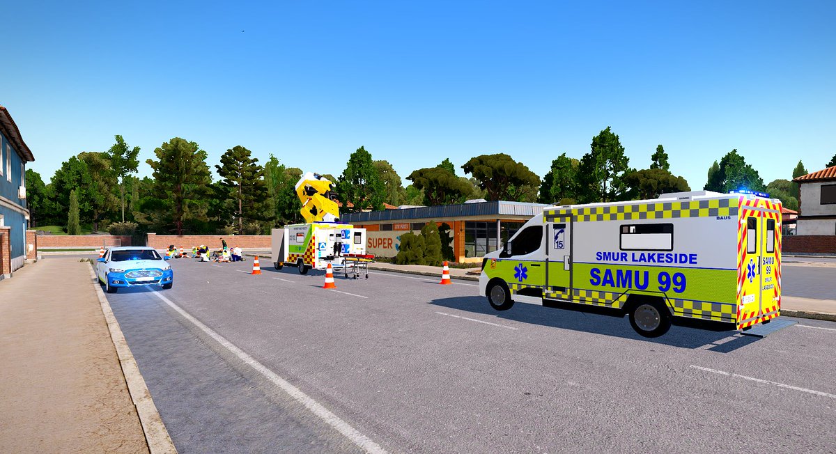 Notre groupe communication a profité d'un Centre 15 avec son véhicule de liaison pour accompagner les unités du SMUR en intervention afin de réaliser des prises de vues pour promouvoir notre noble métier !