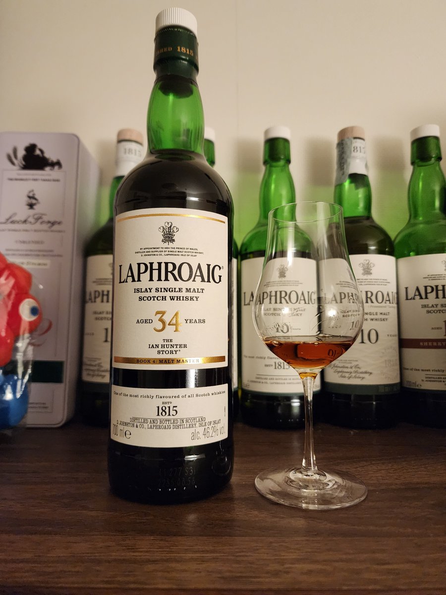 ラフロイグ34年 イアンハンターストーリーブック4