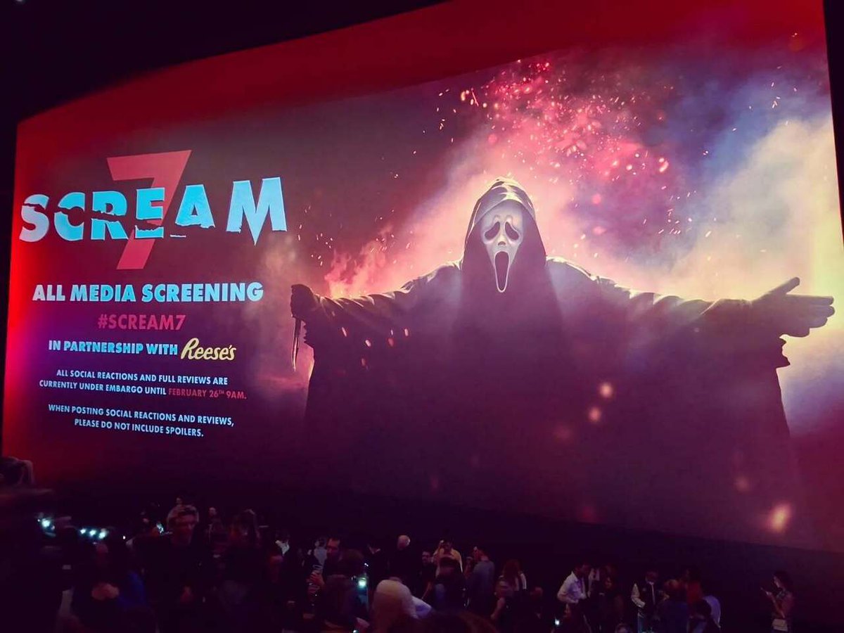 FilmNewsWeb's tweet image. Who’s behind the mask this time? The rules have changed, the stakes are higher, and nobody is safe. Ghostface is back and more relentless than ever. 😱🍿 #Scream7 #GhostfaceReturns #HorrorFans ! 🔪🩸 instagr.am/p/DVQ8629DRI3/
More at Film-News.co.uk