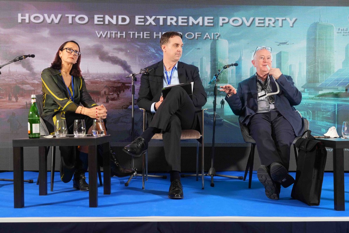 clintborgen's tweet photo. I enjoyed the opportunity to speak and learn at this years World Forum on the Future of Democracy, AI / Tech and Humankind in Berlin. https://t.co/MC5mwyIAiz