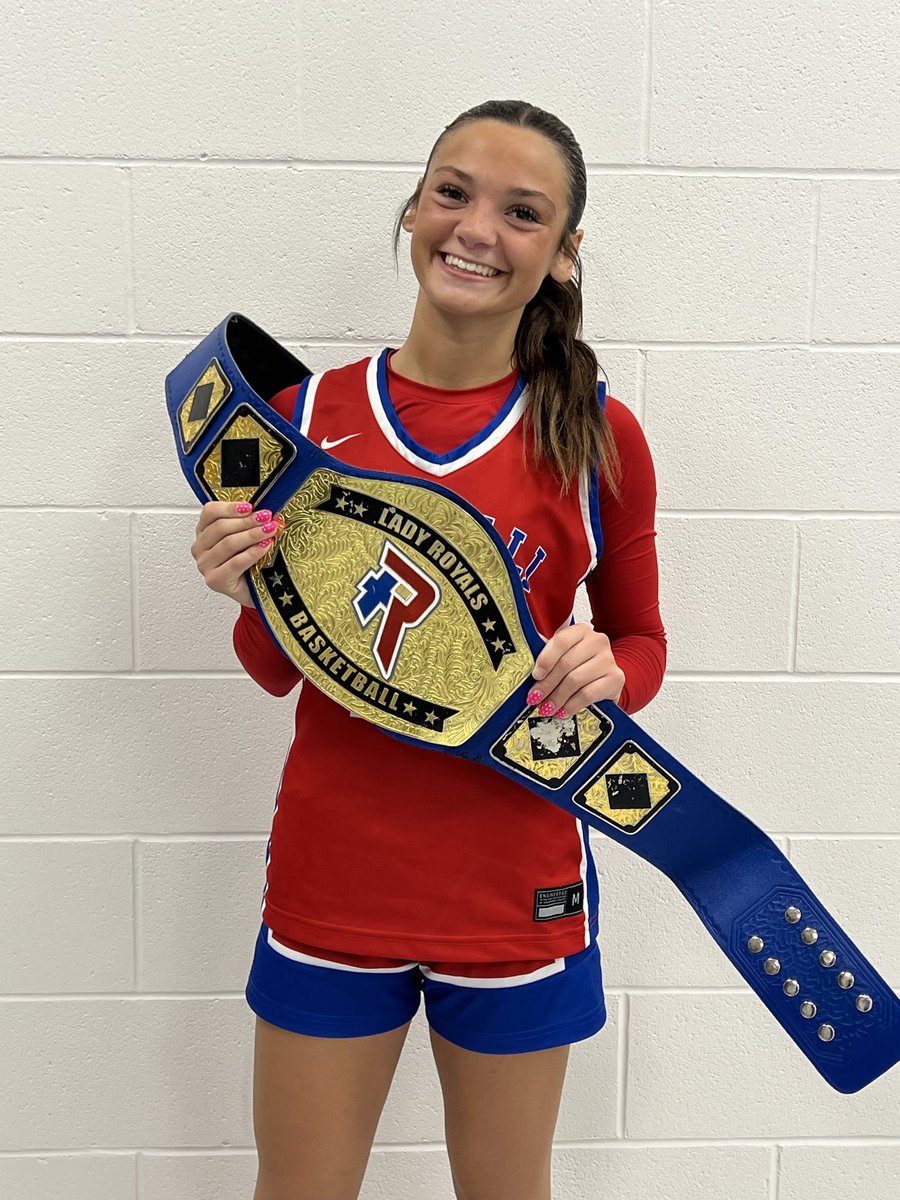 Roncalli Lady Royals Basketball tweet media