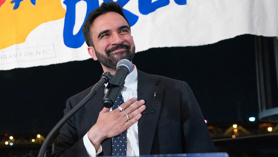 “Biz onların yalan söylediklerini biliyoruz. Onlar, kendilerinin yalan söylediklerini biliyorlar. Bizim, onların yalan söylediklerini bildiğimizi de biliyorlar. Ama, onlar hâlâ yalan söylemeyi sürdürüyorlar.”

Beyza Dut <a href="/DutHilal/">Beyza Dut</a> dizisi-1: Vicdan Üzerine

haftalik.net/magduriyet-ve-…