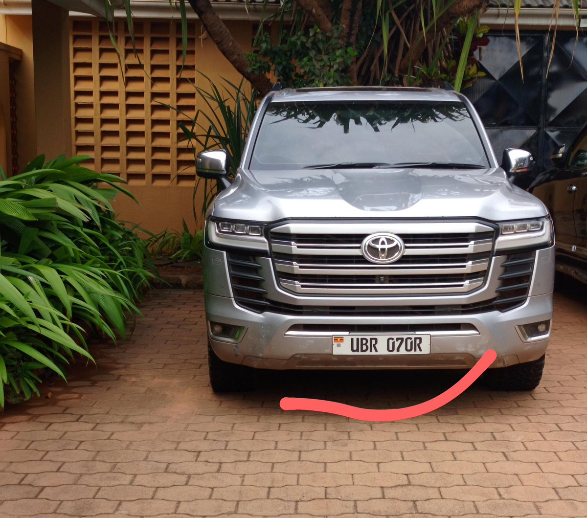 Kakensa Ug tweet media