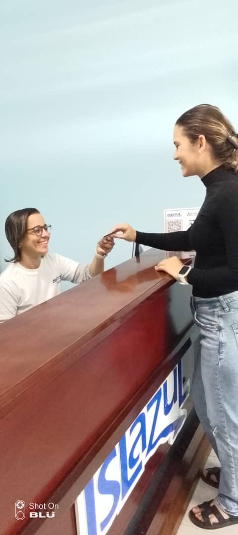 Desde laAgencia de Ventas Islazul se siente la buena vibra y la calidez del colectivo que conforman elGrupo Hotelero.Siempre resaltando #elvalordeunasonrisa