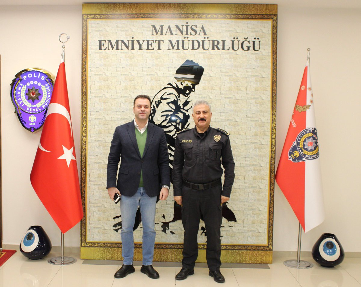 korhankocoglu's tweet photo. Müstesna Emn. Mdr.’lerimizden,kıymetli Manisa Il Emn. Mdr’ü, değerli Ağabeyim Sn. @fahriaktas45’yi ziyaret edip, hasbihal ettik. Hüsnükabulü için müteşekkirim. Yapmış olduğu üstün çalışmalarında başarıların devamını diliyorum.🇹🇷@TC_icisleri @manisaemniyeti @mustafaciftcitr https://t.co/Egh1AWAT4B