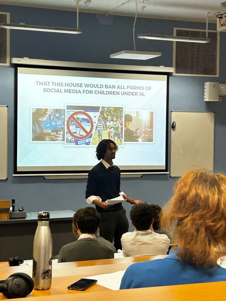 Douglas Community School tweet media