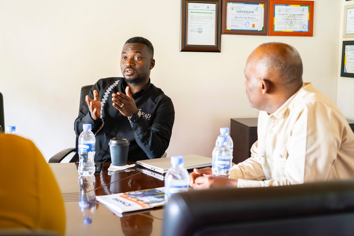 iLead Rwanda tweet media