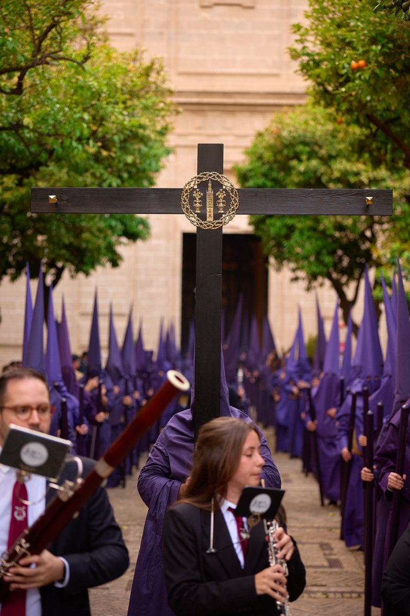 [...]“Vete primero a reconciliarte con tu hermano”[...]    #CoronaSevilla 
#palabraviva 
#viernesdelSeñor

archisevillasiempreadelante.org/palabraviva-27…