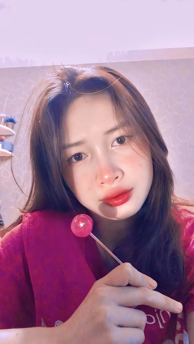 Linh Linh tweet media