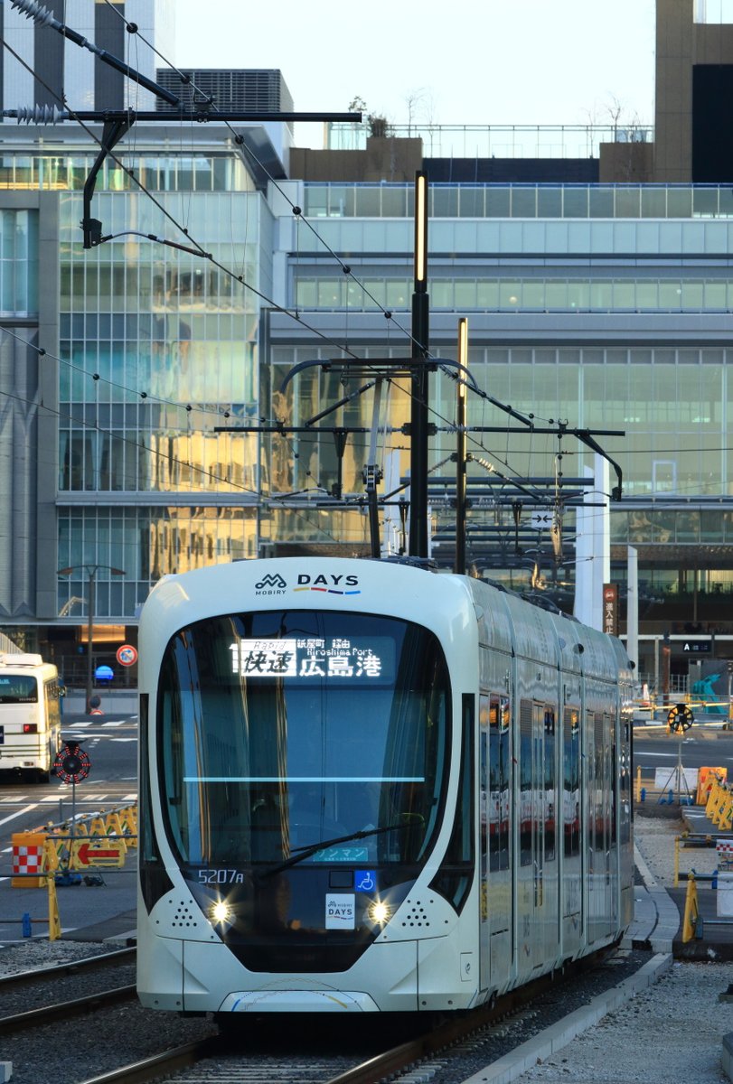 逆転の発想の広島の勝ち（笑）
