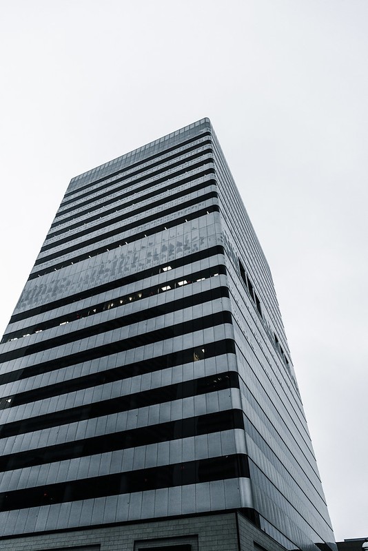 vintiga's tweet image. Clayton Tower #flickr #ClaytonTower #Tower #Winter #WinterDay #Overcast #Clayton #ClaytonMissouri #Outside #WalkAbout #PhotographyIsArt #PhotoOfTheDay #Black #Grey #Red #White flic.kr/p/2rYAceY