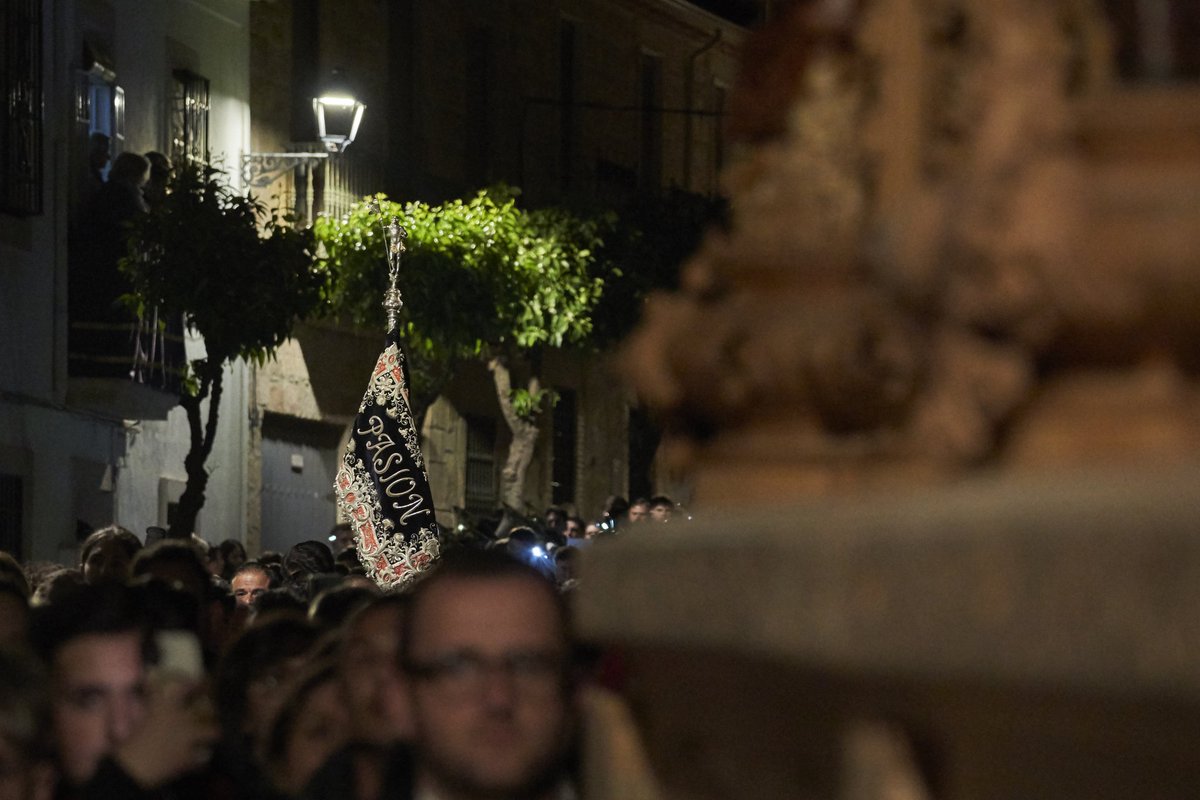 Expresamos hoy, con inmenso orgullo y emoción, nuestra más sincera felicitación a @pasiondelinares por la concesión oficial de la Bandera de Andalucía de 2026, en la categoría de Cultura y Patrimonio.
Hoy se reconoce lo que Linares sabe desde hace décadas: que vuestra música es