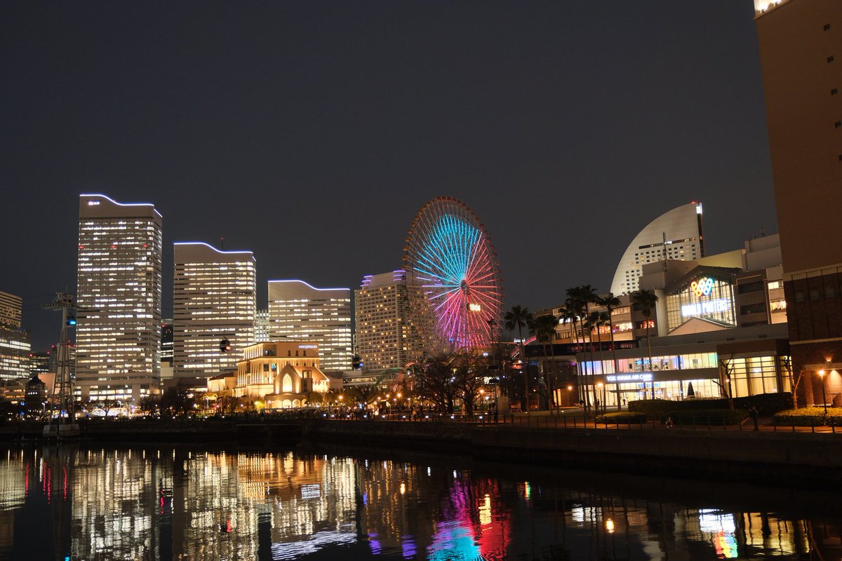 観覧車🎡が美しいのぉ✨️ #横浜