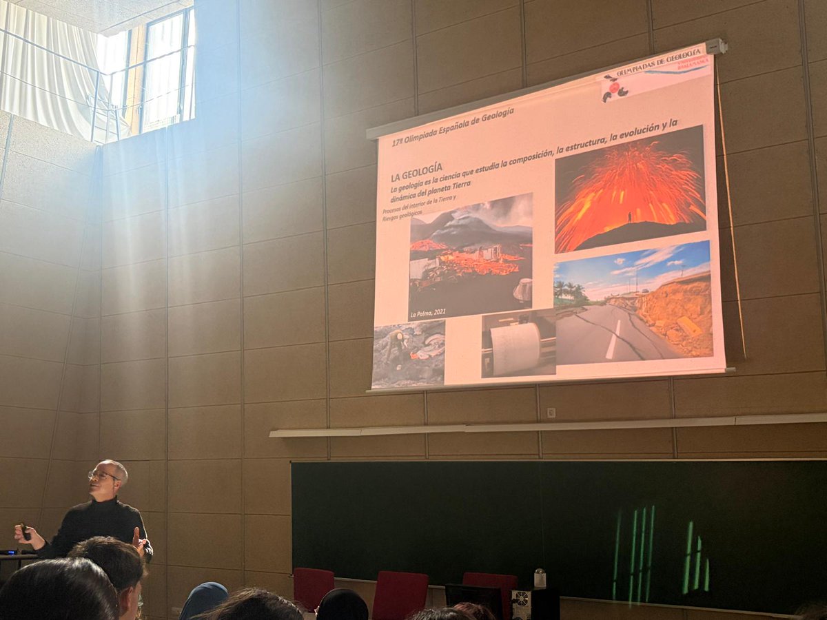 Twitsabel tweet media