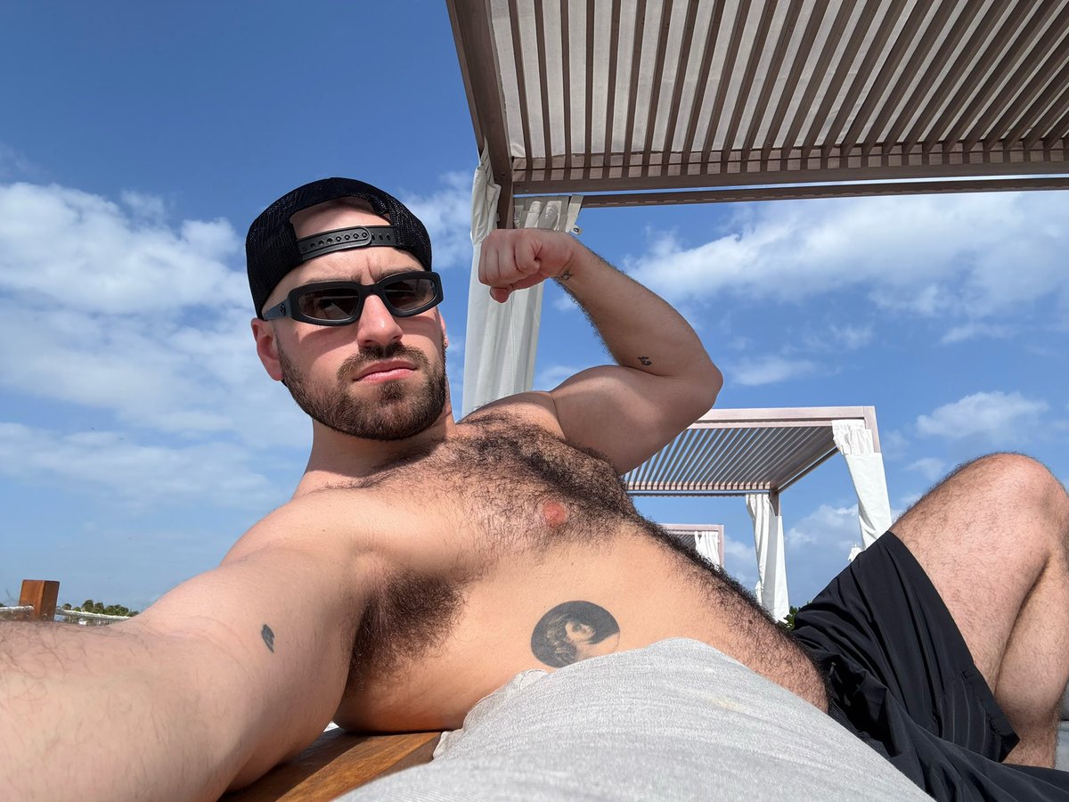 Ryan Farr tweet media