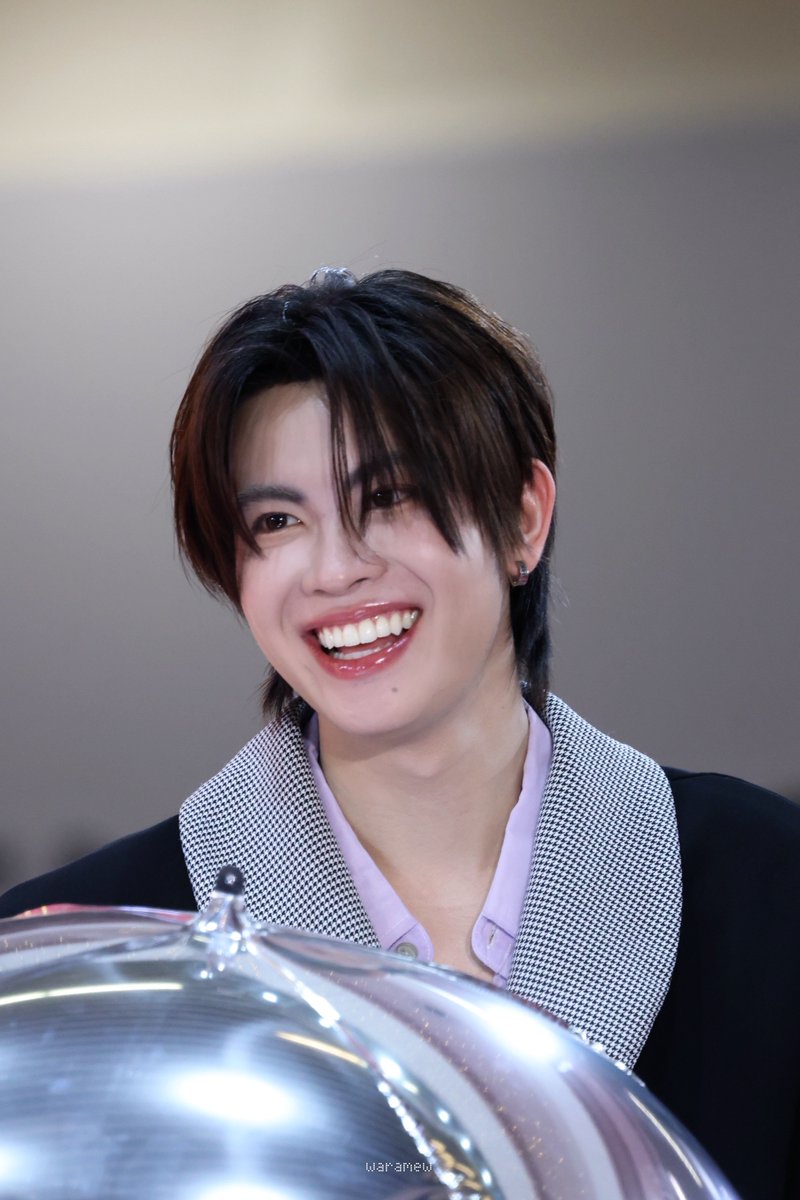 ผมม่ายดื้อออออ 

TOPS HAIR IT X TLEFIRSTONE
#HairitxTleFirstone
#Firstone 💖 <a href="/firstone_wnk/">FirstOne</a>