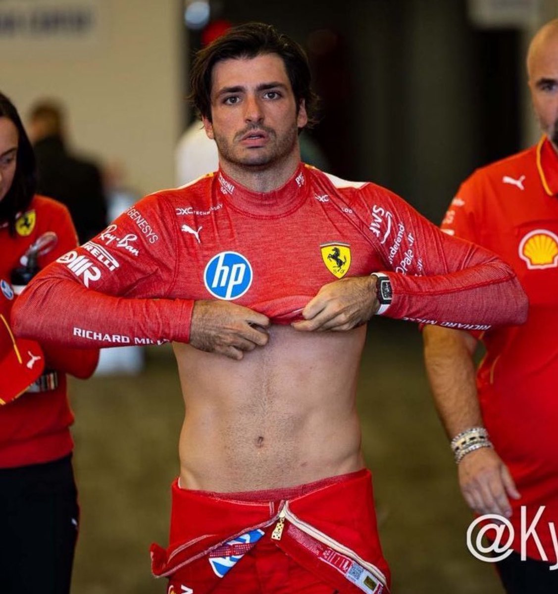 carlos sainz archive tweet media