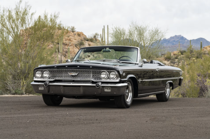 Mecum Auctions tweet media