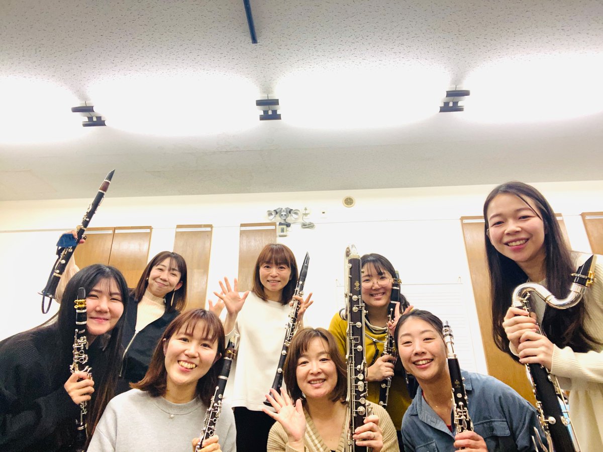 irisclarinet's tweet photo. いよいよ明日から二日間のアイリス　クラリネット　フェスティバルです‼️今日はフルートの皆さん、そしてアイリス　クラリネット　アンサンブルの合わせでした！
どちらも楽しいパフォーマンスになりそうな予感にワクワクです✨✨

明日、明後日は是非アイリス　クラリネット　フェスティバルへ‼️ https://t.co/44jLLKNbQf