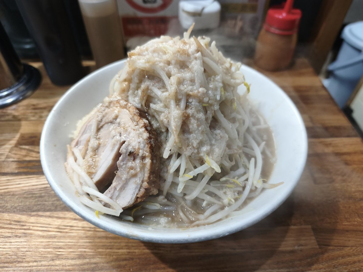 mk_wasteoftime's tweet photo. 近況 https://t.co/8Vlybueyic