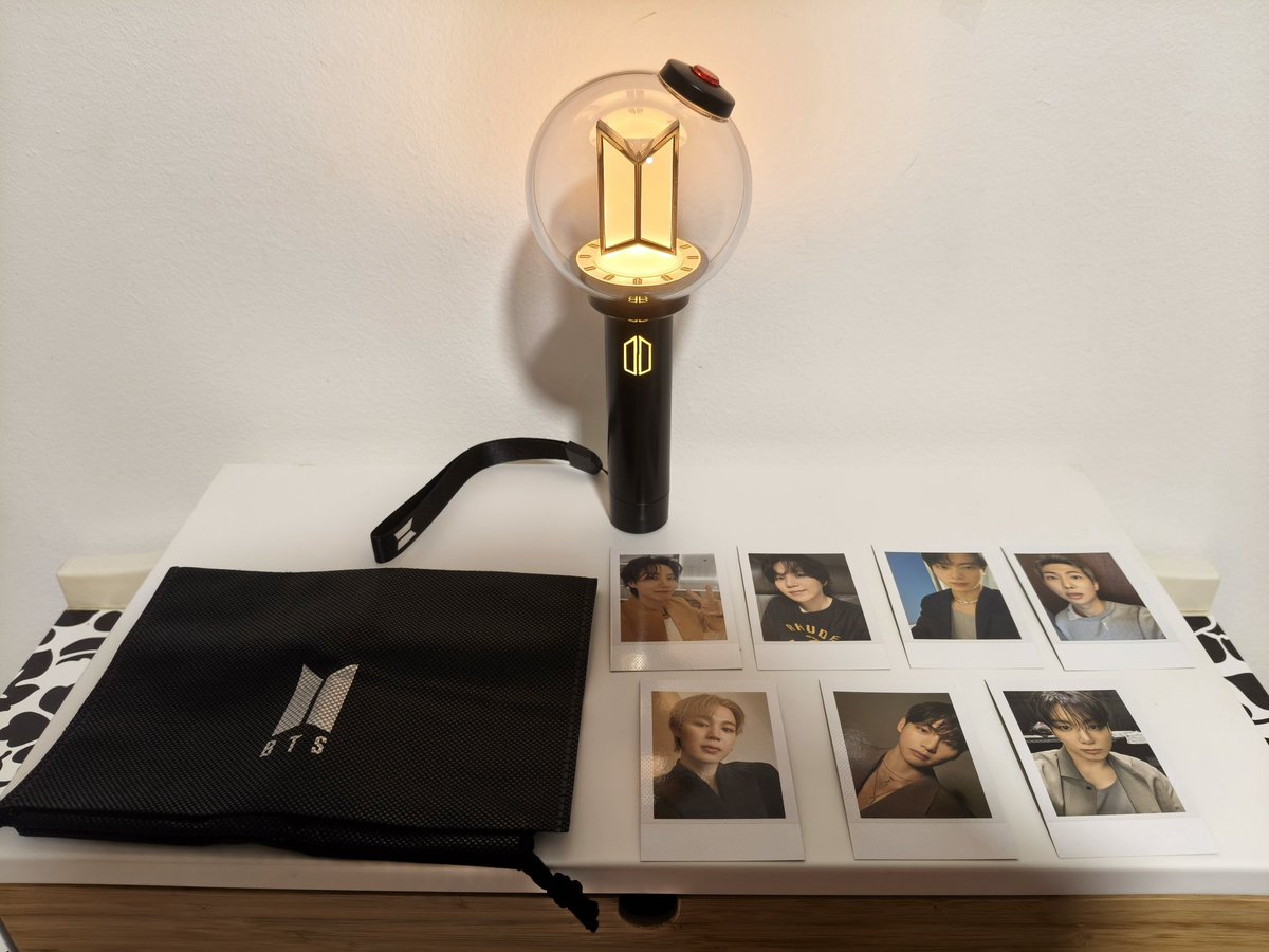 FORJJK7's tweet photo. ES HERMOSÍSIMA, ME ENCANTA DIOS MÍO 😍😭💜

@bts_bighit 
@BTS_twt https://t.co/zCEdjB0kqb