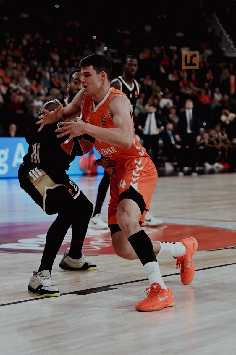 💣 OFICIAL: <a href="/valenciabasket/">Valencia Basket Club</a> renueva a JAIME PRADILLA hasta 2028.

🍊 El interior maño ha jugado los 53 partidos oficiales y es el jugador con MÁS MINUTOS en la temporada 25/26.

🧡 En el club desde 2020, tenía contrato hasta 2027.

🔝 Valencia retiene un cupo de mucho nivel.