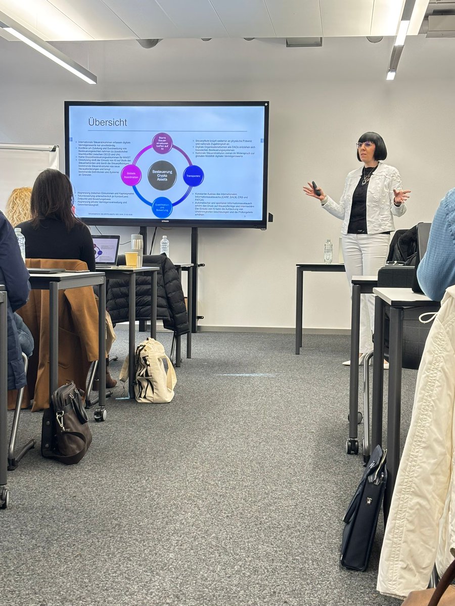 Stéphanie Fuchs 富彩蝶 tweet media