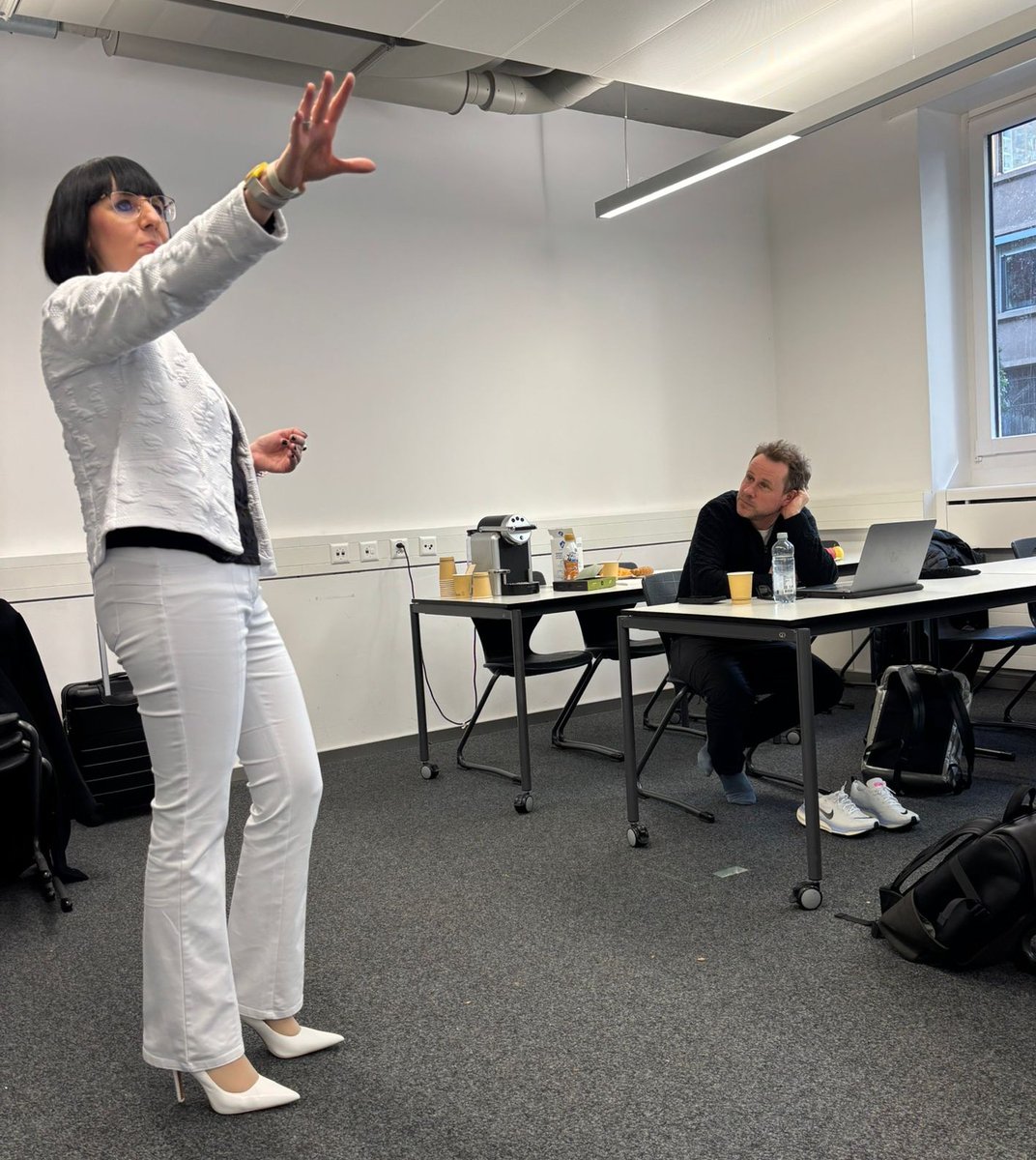 Stéphanie Fuchs 富彩蝶 tweet media