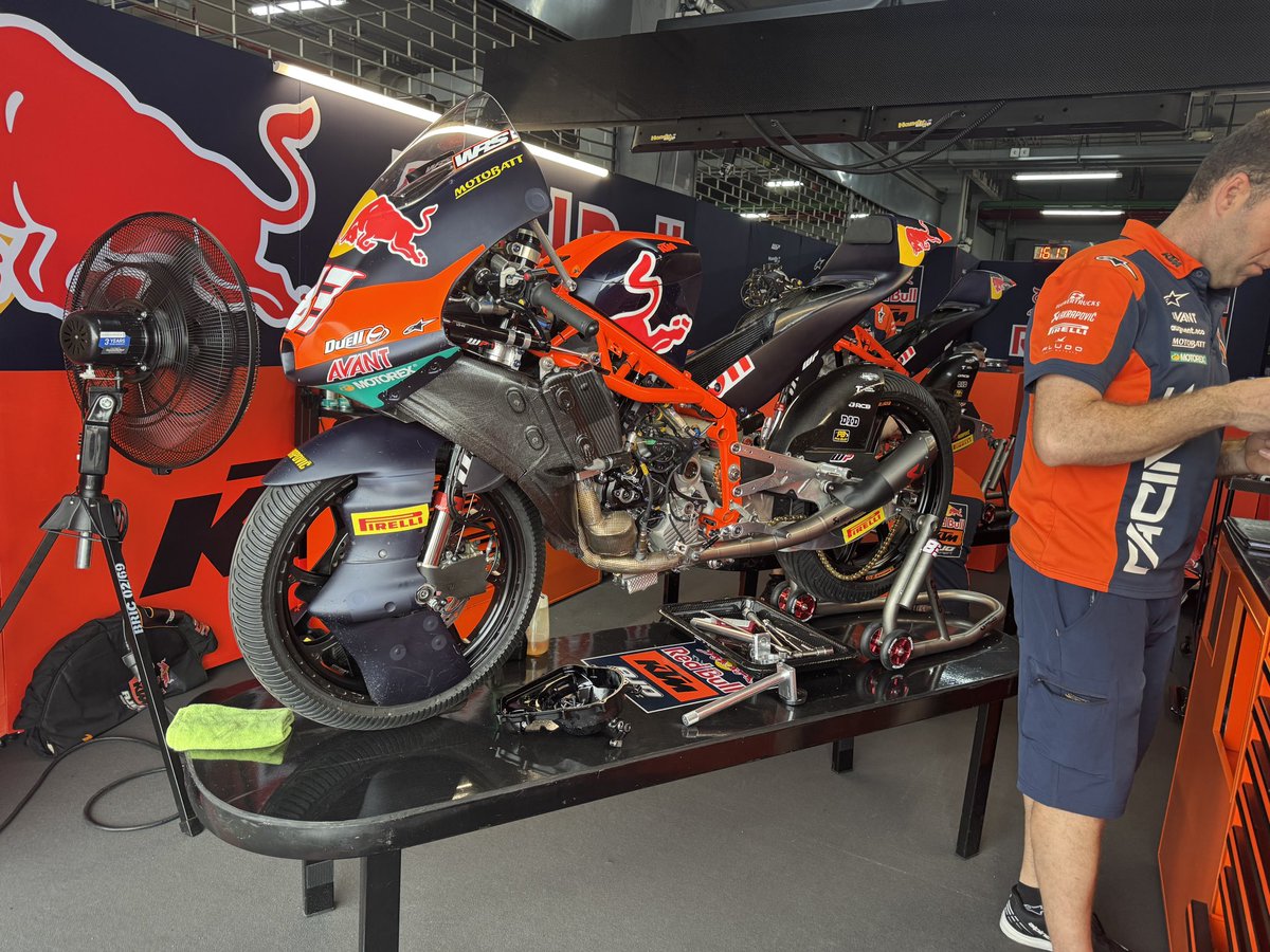 はやしまこと tweet media