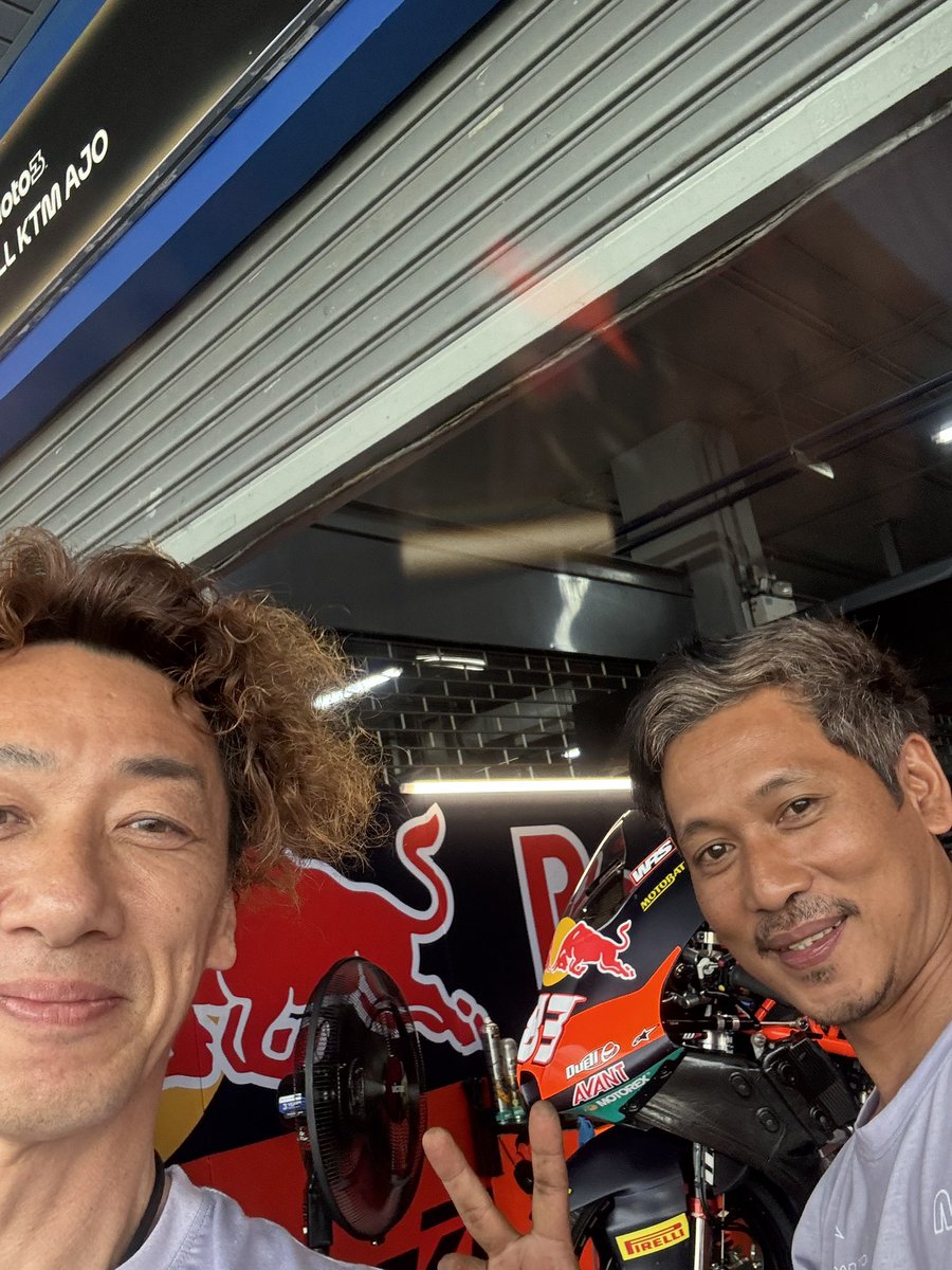 はやしまこと tweet media