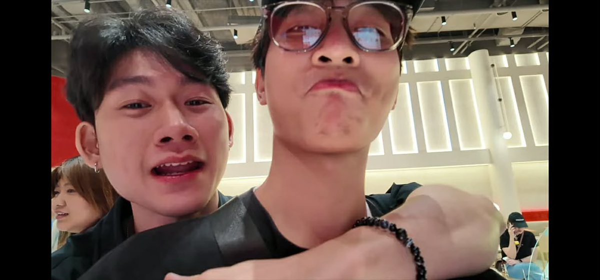 tofuwufo's tweet photo. พี่ว่าสาววายจะอยู่ยังไง เอ้ย รักมันก็เกิดตอนลำบาก ตอนเห็นใจกัน ผ่านเรื่องราวต่างๆมาด้วยกันนี้แหละ #TheApolloProjectEP4 https://t.co/5nUmqQ5gJ9