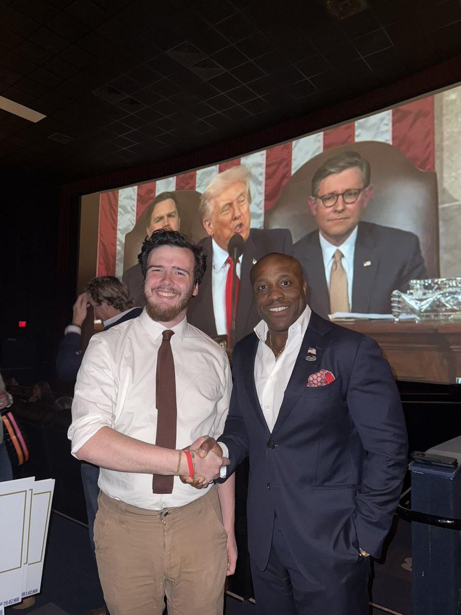 HuntforSenate tweet media