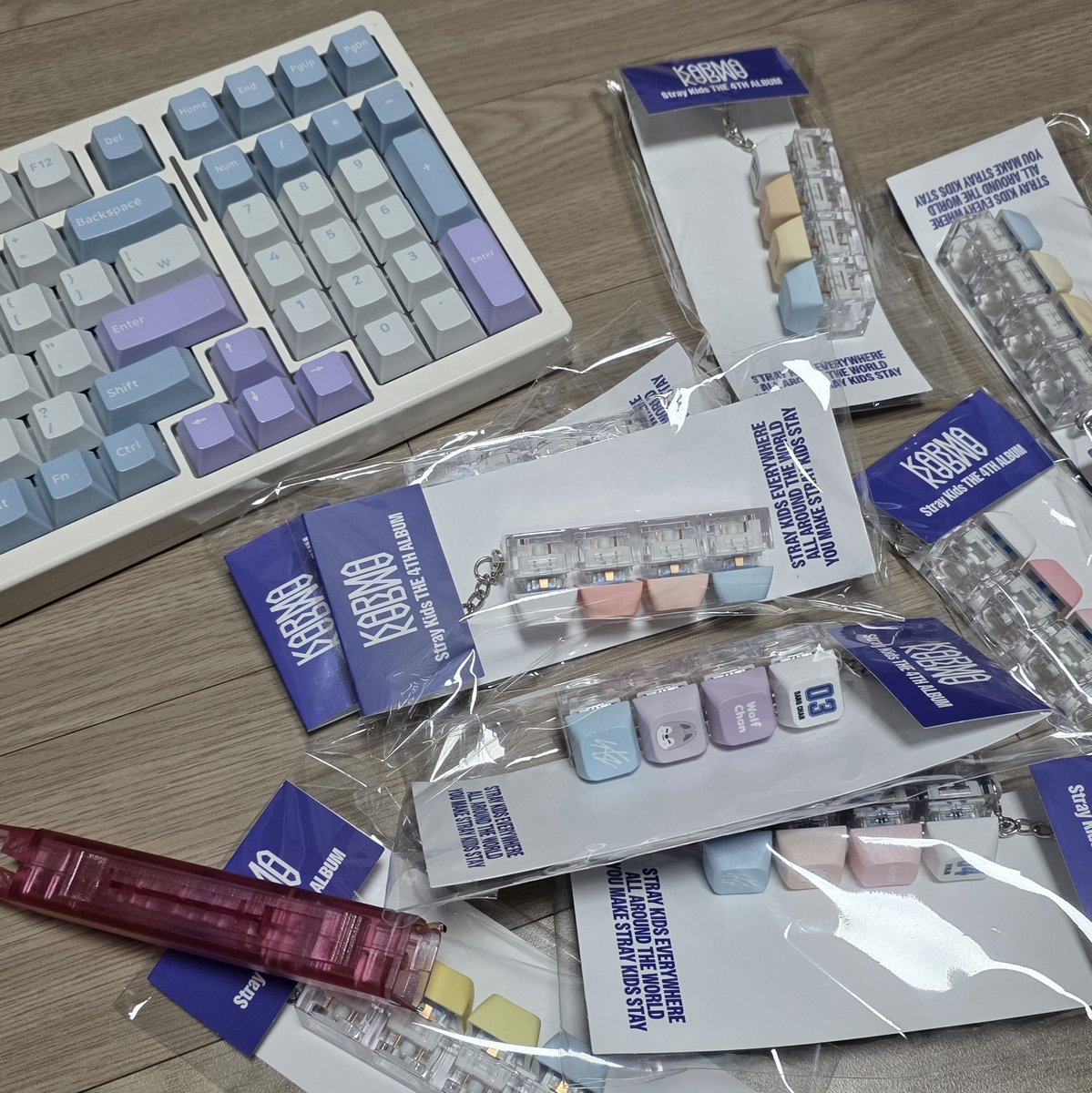 백만년동안 미뤄온 재조립시간..
스키주 키보드로 만들어야지