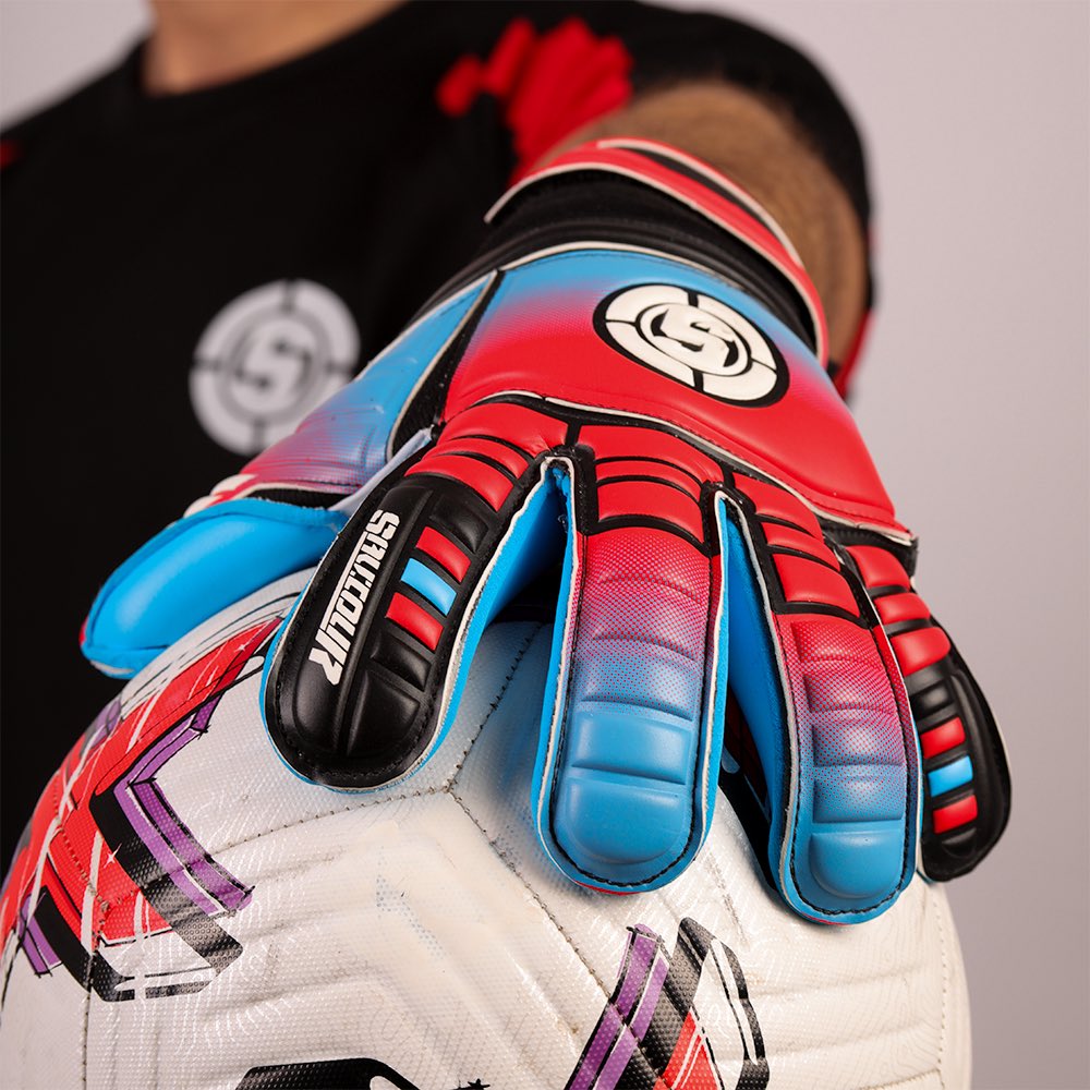 SaviourGK tweet media