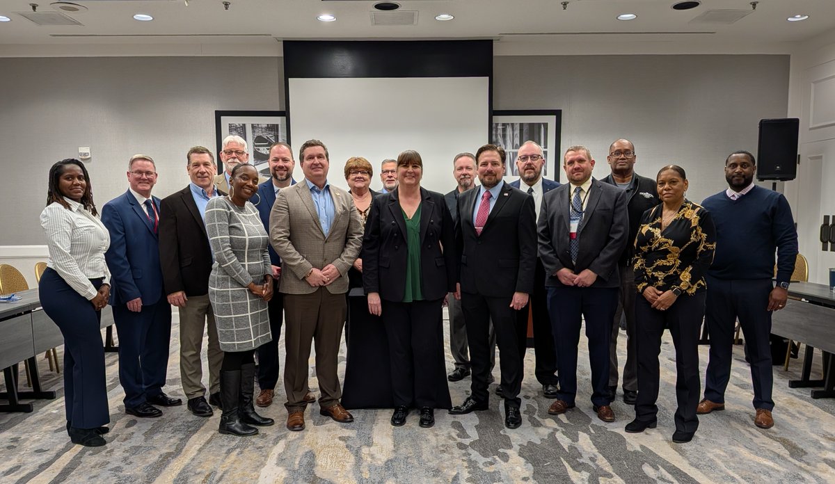 Stephen B. Simmons tweet media