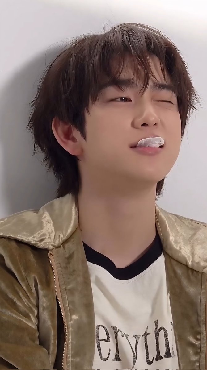 화보 찍은 날 셀카 보내주면 좋겠다