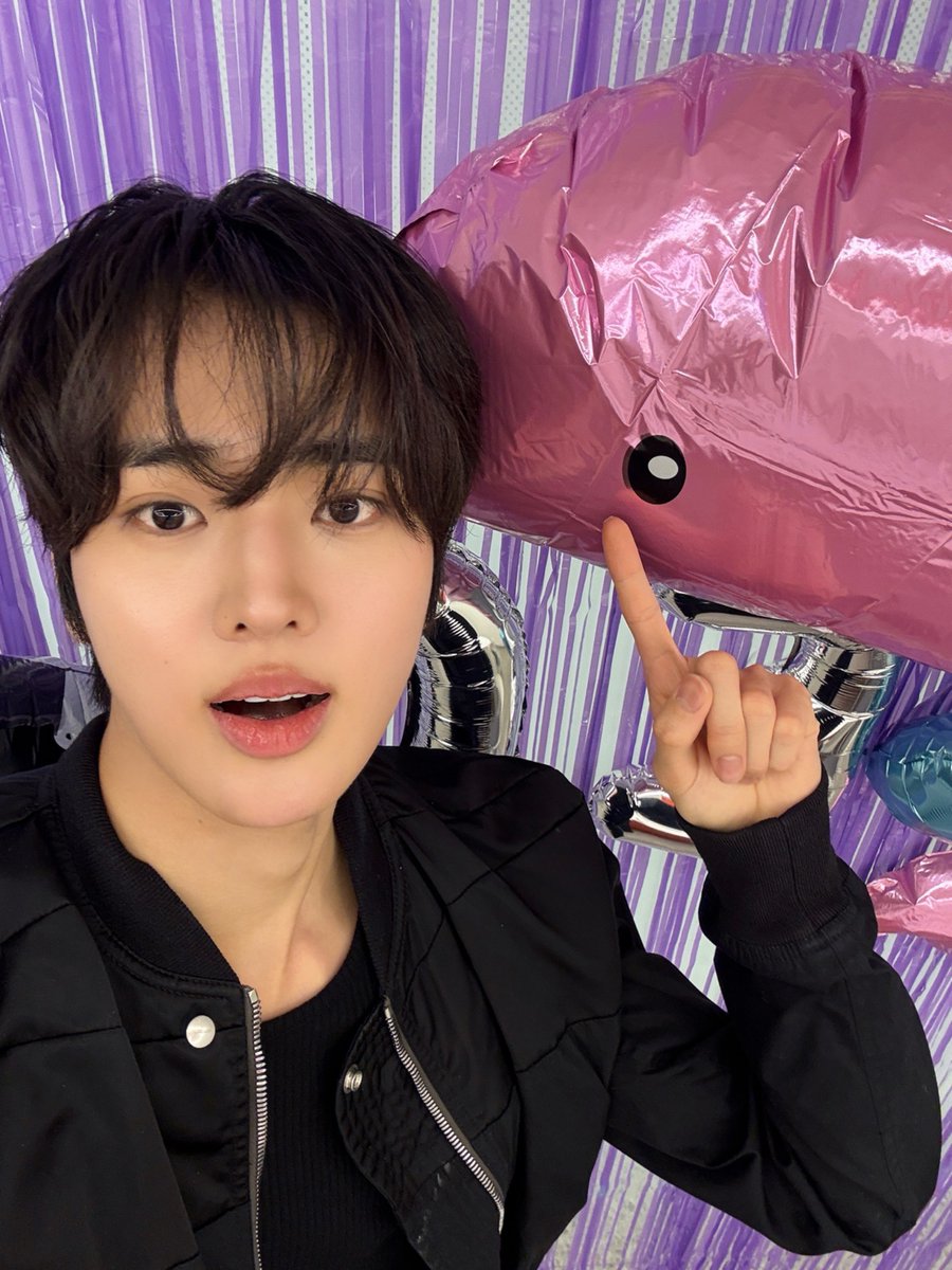 TPST__official's tweet photo. 🎂

#TEMPEST #템페스트
#은찬 #EUNCHAN
#HAPPY_EUNCHAN_DAY https://t.co/B8NHYx2LBA
